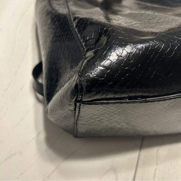 Guess Black Bag - Picture 4 of 16